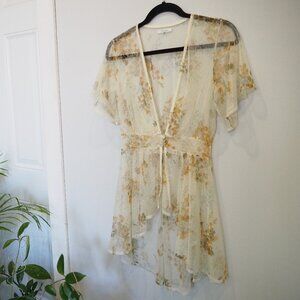 Floral top, button-down style komono